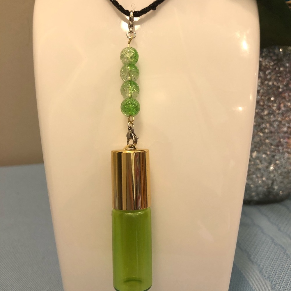 🍁5ml various aromatherapy oils roller necklaces🍁
